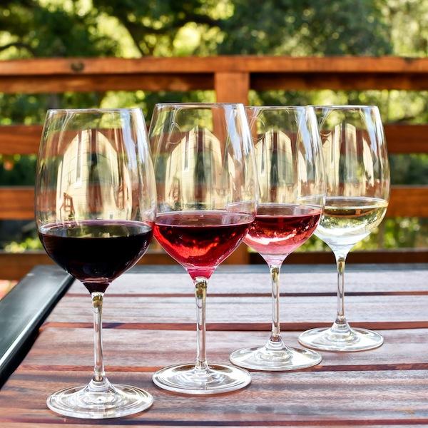 red-rose-white-wines